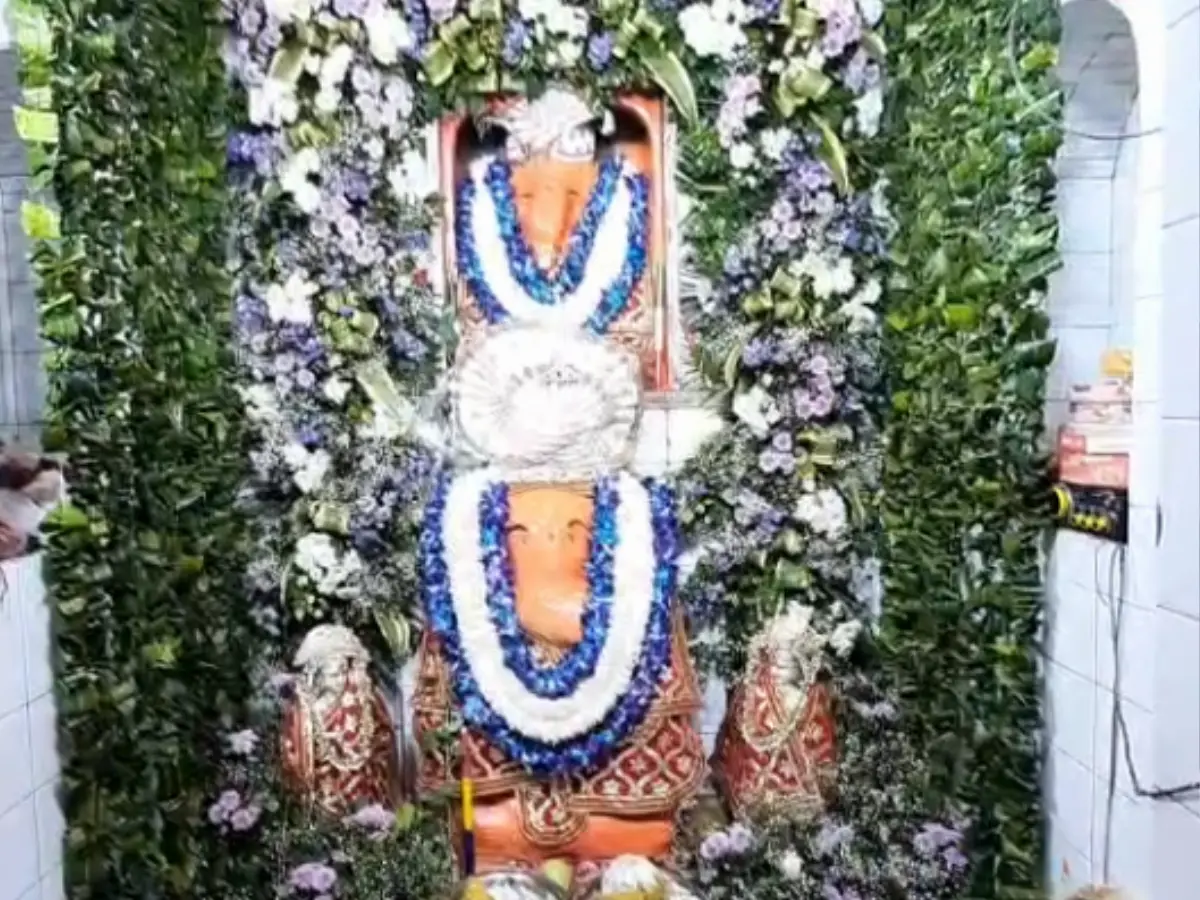 राजस्थान को वो गणेश मंदिर, जहां 100 साल पुराने आकड़े की जड़ से बनी गणेश मुर्ति