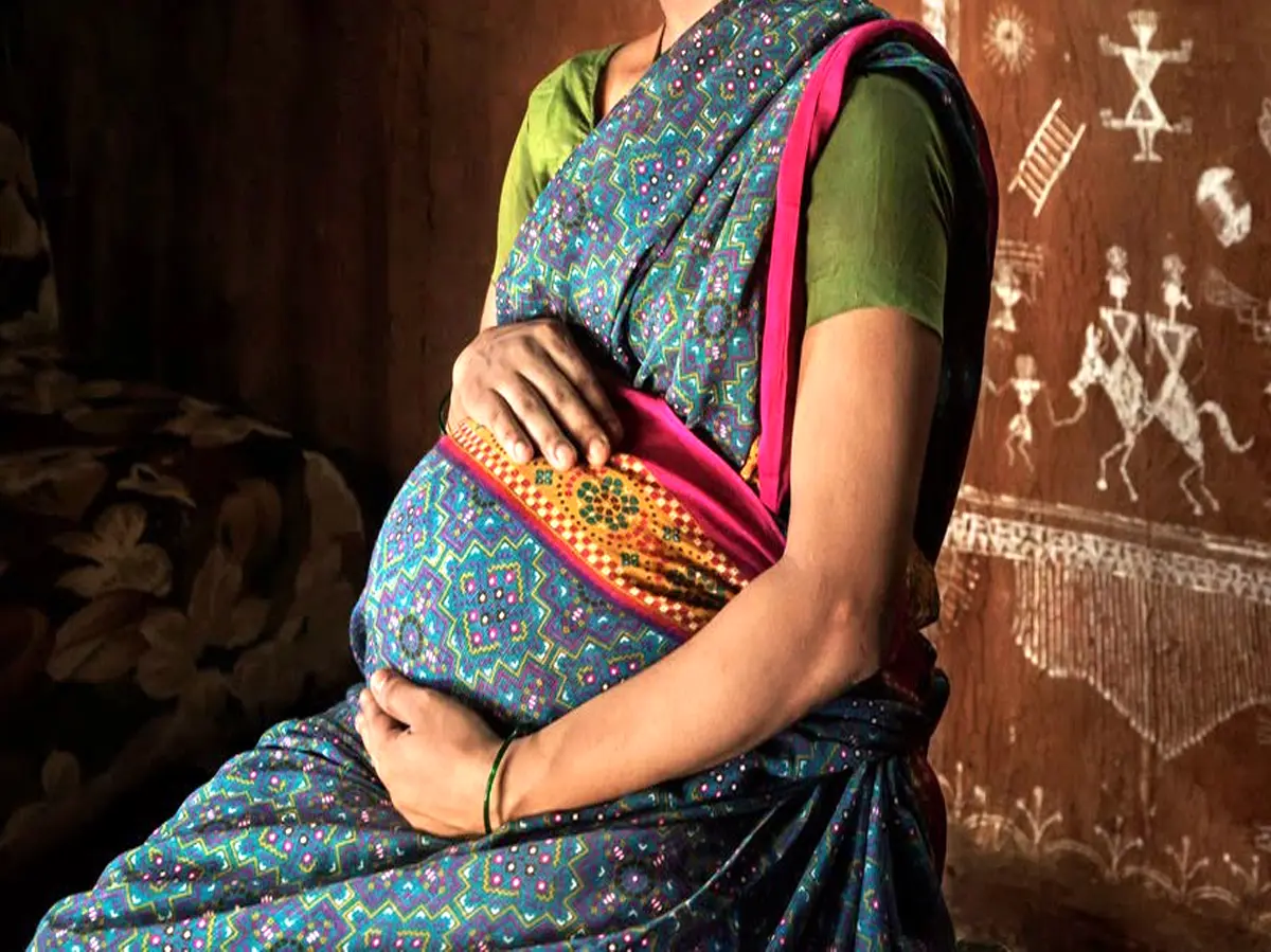 'मेरी बेटी मर रही थी, वो पैसे मांग रहे थे... 1 घंटे तक कोई डॉक्टर नहीं आया', मां बोली- इन लोगों ने मार दिया 'मेरी बेटी मर रही थी, वो पैसे मांग रहे थे... 1 घंटे तक कोई डॉक्टर नहीं आया', मां बोली- इन लोगों ने मार दिया