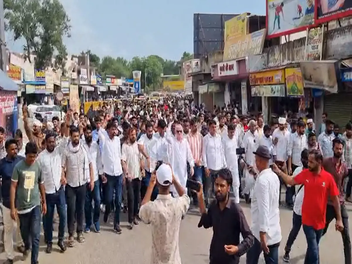Sikar News: धरना, रैली और नारेबाजी… सीकर में मजदूर की मौत पर सियासत गरमाई