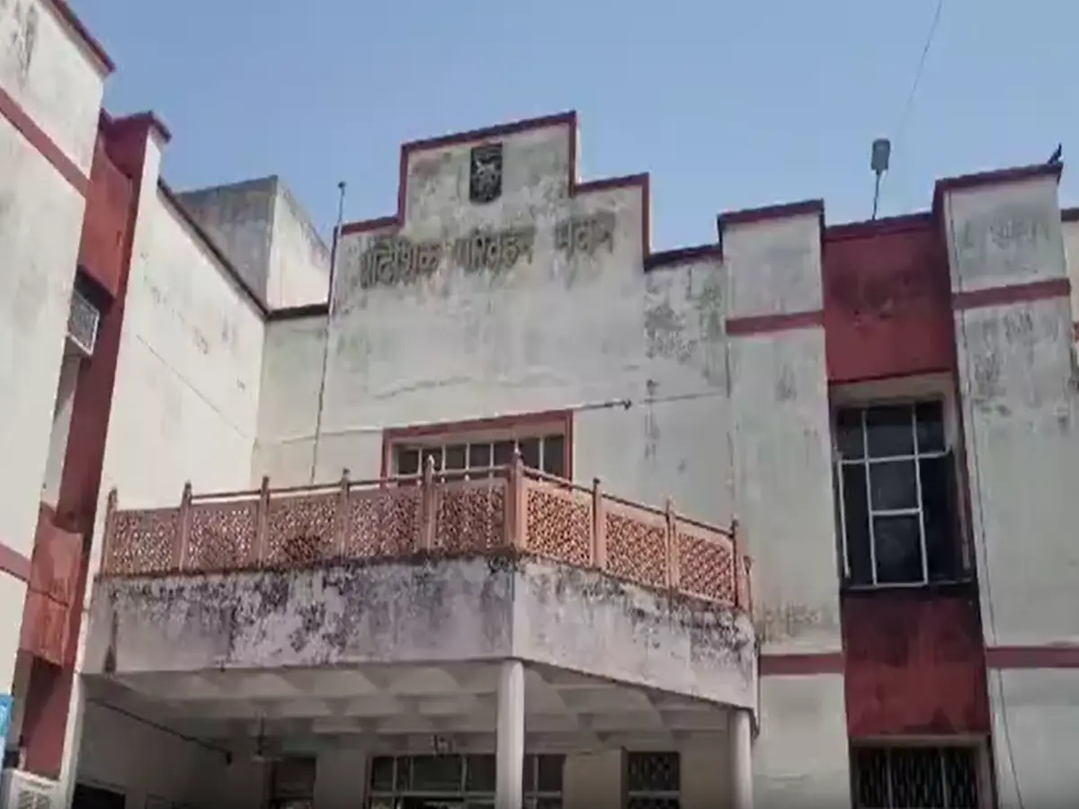 वाहनों की खरीद पर बप्पा का आशीर्वाद! जयपुर में 918 गाड़ियों की बिक्री वाहनों की खरीद पर बप्पा का आशीर्वाद! जयपुर में 918 गाड़ियों की बिक्री