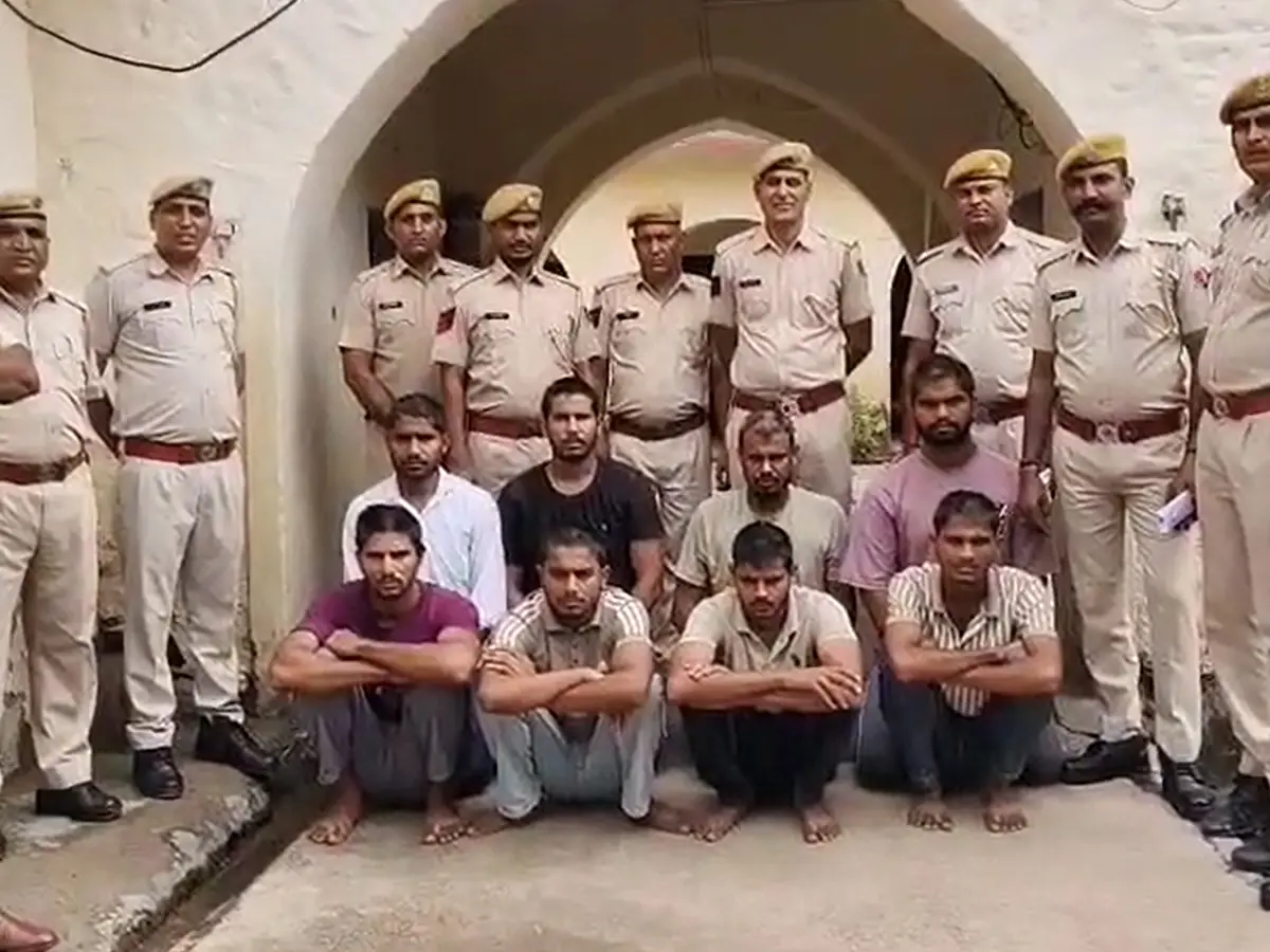 Alwar में 2 व्यापारियों के साथ लूट का खुलासा, डॉलरों के ट्रांजेक्शन को लेकर हुआ था विवाद