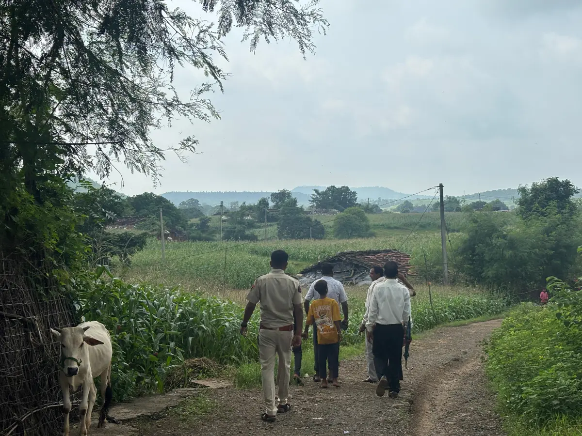 घर के बाहर खेलते-खेलते दो वर्षीय बच्ची अचानक हुई गायब, गांव में मचा हड़कंप!