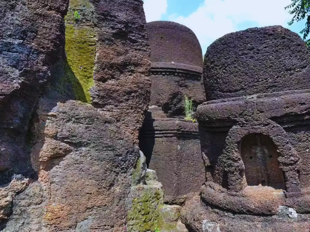 Kalvi caves