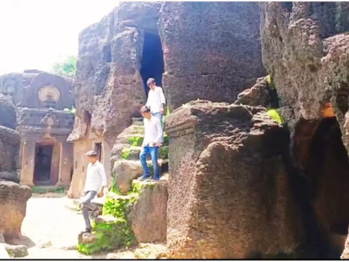 Kalvi caves