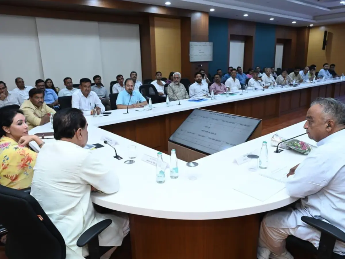 डिप्टी सीएम दीया कुमारी ने जोधपुर में विकास परियोजनाओं की समीक्षा डिप्टी सीएम दीया कुमारी ने जोधपुर में विकास परियोजनाओं की समीक्षा