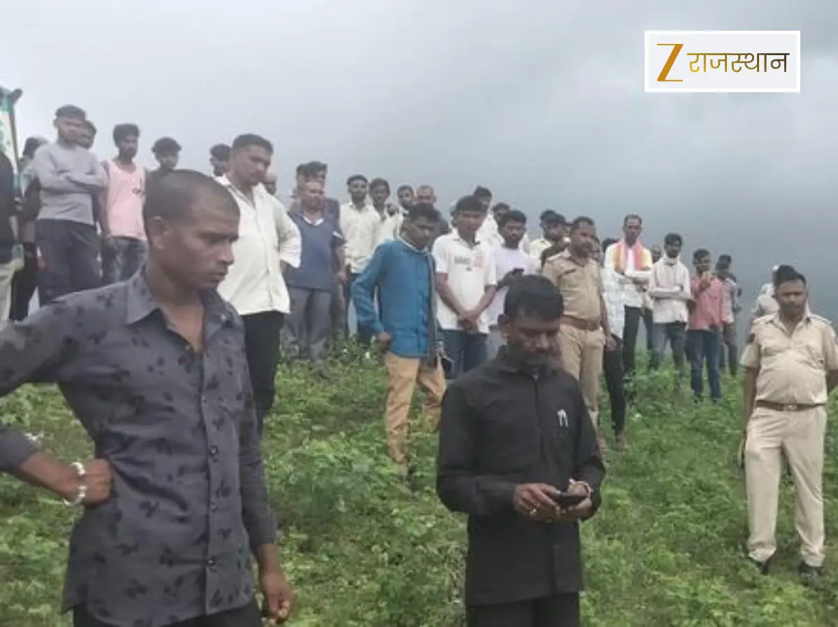 बांसवाड़ा में मां-बेटे के शव मिलने में मचा हड़कंप, तालाब में तैरती मिली लाश बांसवाड़ा में मां-बेटे के शव मिलने में मचा हड़कंप, तालाब में तैरती मिली लाश