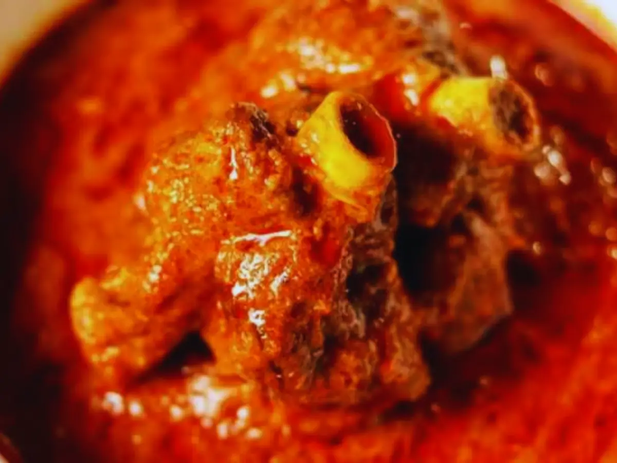 Laal maas