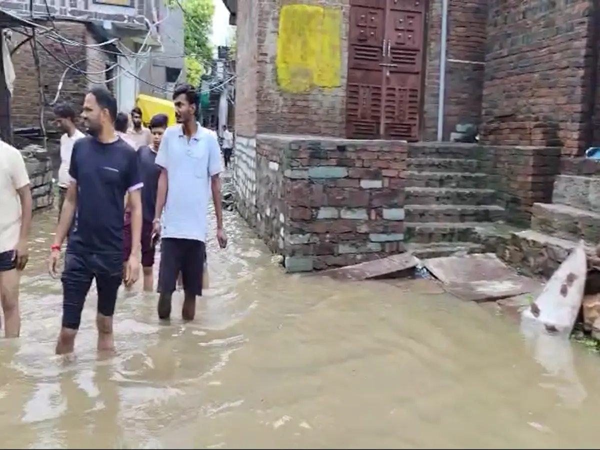 झालावाड़ में प्रलय! एक गांव टापू बना, दूसरा डूबा, ऐसे हालात कभी नहीं देखे