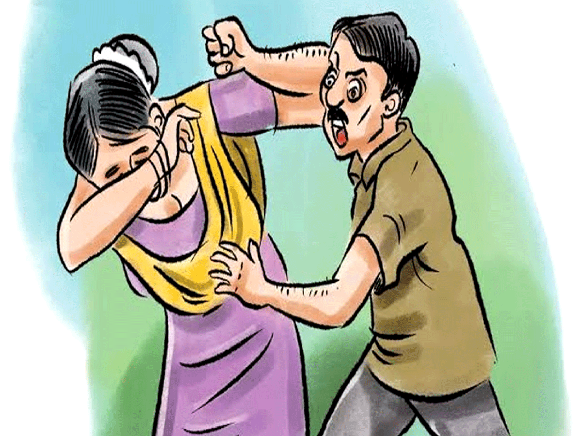 बांसवाड़ा में शराब के नशे में पति ने पत्नी को पीटा, देवर ने दरवाजा तोड़कर बचाई जान बांसवाड़ा में शराब के नशे में पति ने पत्नी को पीटा, देवर ने दरवाजा तोड़कर बचाई जान