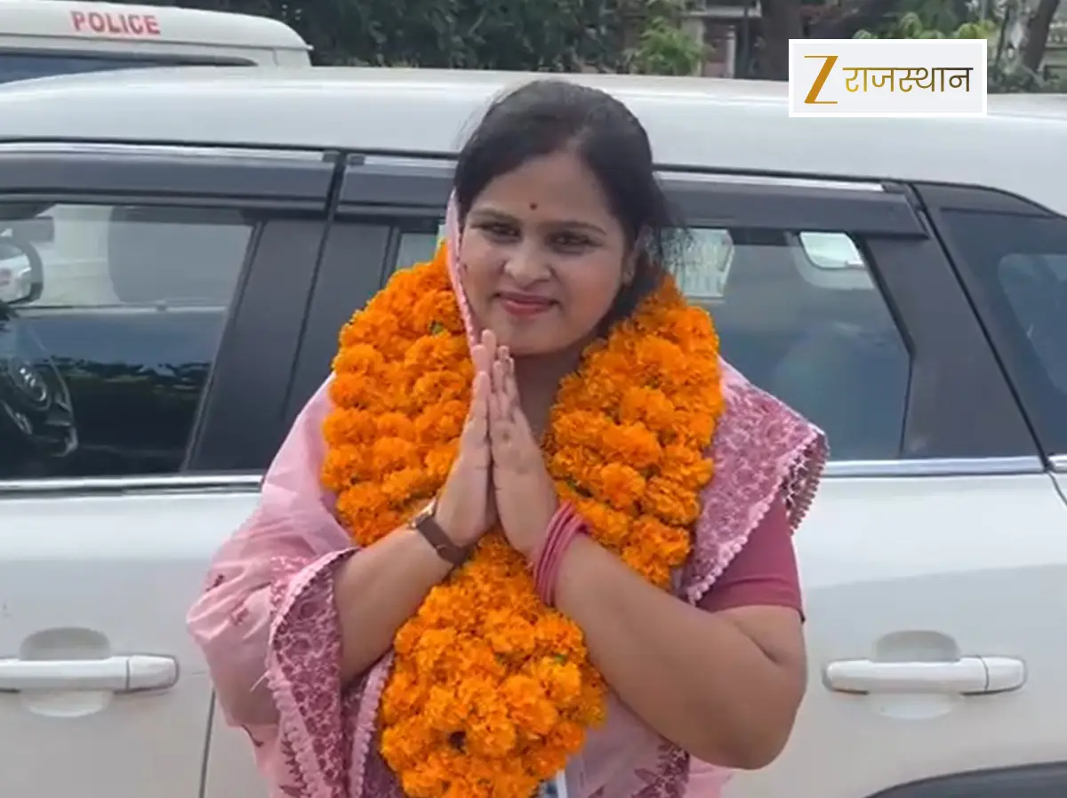 Rajasthan Politics: कांग्रेस की भानु सैनी ने 59 वोटों से जीता उपचुनाव, अपने नाम किया वार्ड 63 Rajasthan Politics: कांग्रेस की भानु सैनी ने 59 वोटों से जीता उपचुनाव, अपने नाम किया वार्ड 63