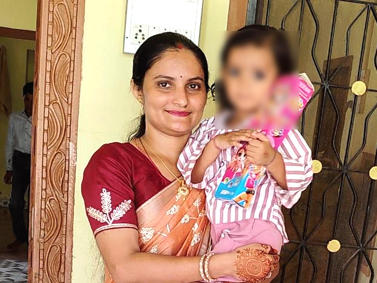 जिस घर में डोली आई, उसी में रेत दिया गया विवाहिता का गला, देवर ने की थी दुष्कर्म की कोशिश जिस घर में डोली आई, उसी में रेत दिया गया विवाहिता का गला, देवर ने की थी दुष्कर्म की कोशिश