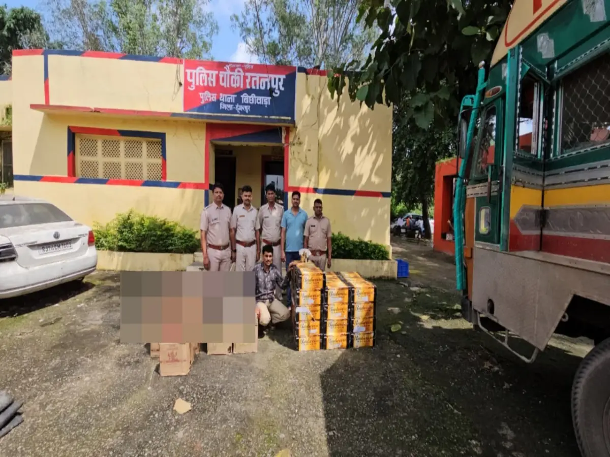 बिछीवाड़ा पुलिस का बड़ा खुलासा, बंद बॉडी कंटेनर से मिली 52 कार्टन अवैध शराब बिछीवाड़ा पुलिस का बड़ा खुलासा, बंद बॉडी कंटेनर से मिली 52 कार्टन अवैध शराब