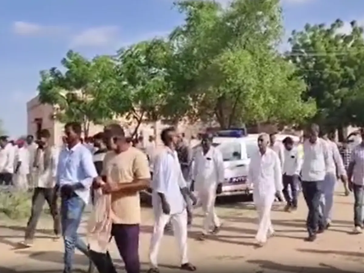 फलोदी में युवकों के साथ मारपीट, राजपूत समाज ने एसपी को सौंपा ज्ञापन