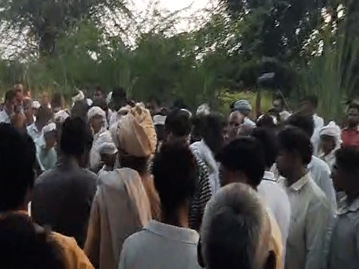 Funeral of two sons along with father