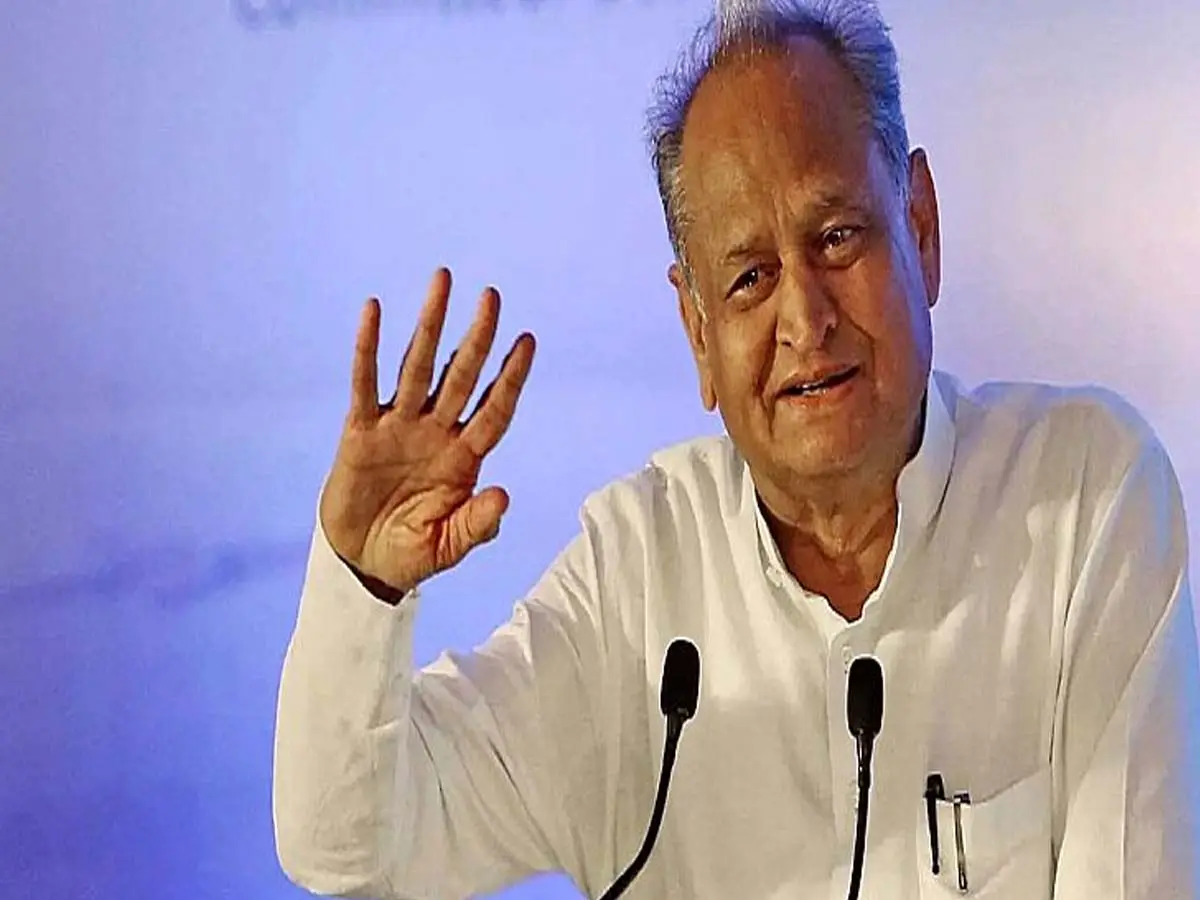 मानगढ़ धाम इतिहास पर गहलोत ने भजनलाल सरकार को घेरा मानगढ़ धाम इतिहास पर गहलोत ने भजनलाल सरकार को घेरा