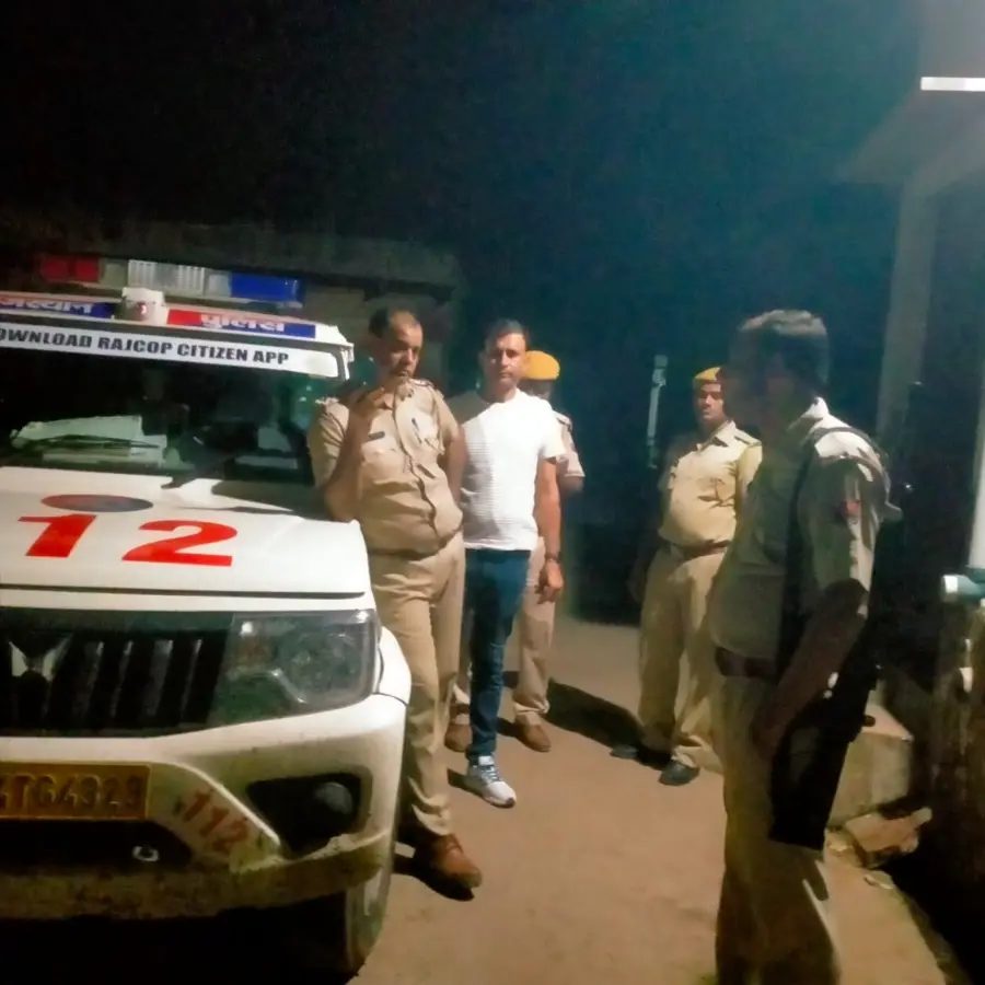 धौलपुर में पुलिस की कार्रवाई के डर से शराब तस्कर ने उठाया ये कदम, 2 घंटे तक चला ड्रामा