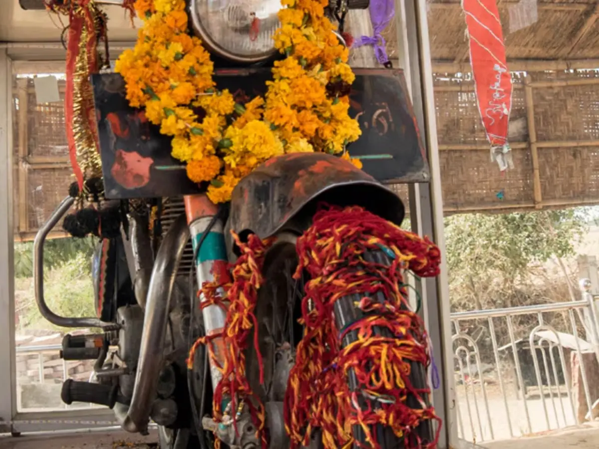 बुलेट बाबा मंदिर