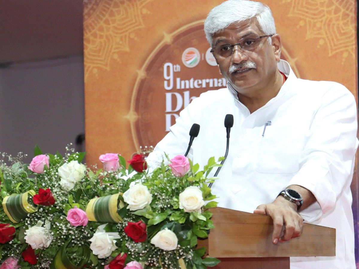 केंद्रीय मंत्री गजेंद्र सिंह शेखावत ने कांग्रेस जिला अध्यक्ष के बयान पर किया तगड़ा पलटवार केंद्रीय मंत्री गजेंद्र सिंह शेखावत ने कांग्रेस जिला अध्यक्ष के बयान पर किया तगड़ा पलटवार