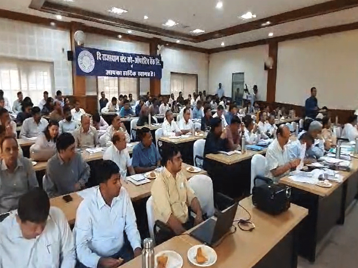 टोंक में अफवाह से बिगड़े हालात, हिंदू संगठनों में रोष, शहर में बढ़ाई गई सुरक्षा टोंक में अफवाह से बिगड़े हालात, हिंदू संगठनों में रोष, शहर में बढ़ाई गई सुरक्षा
