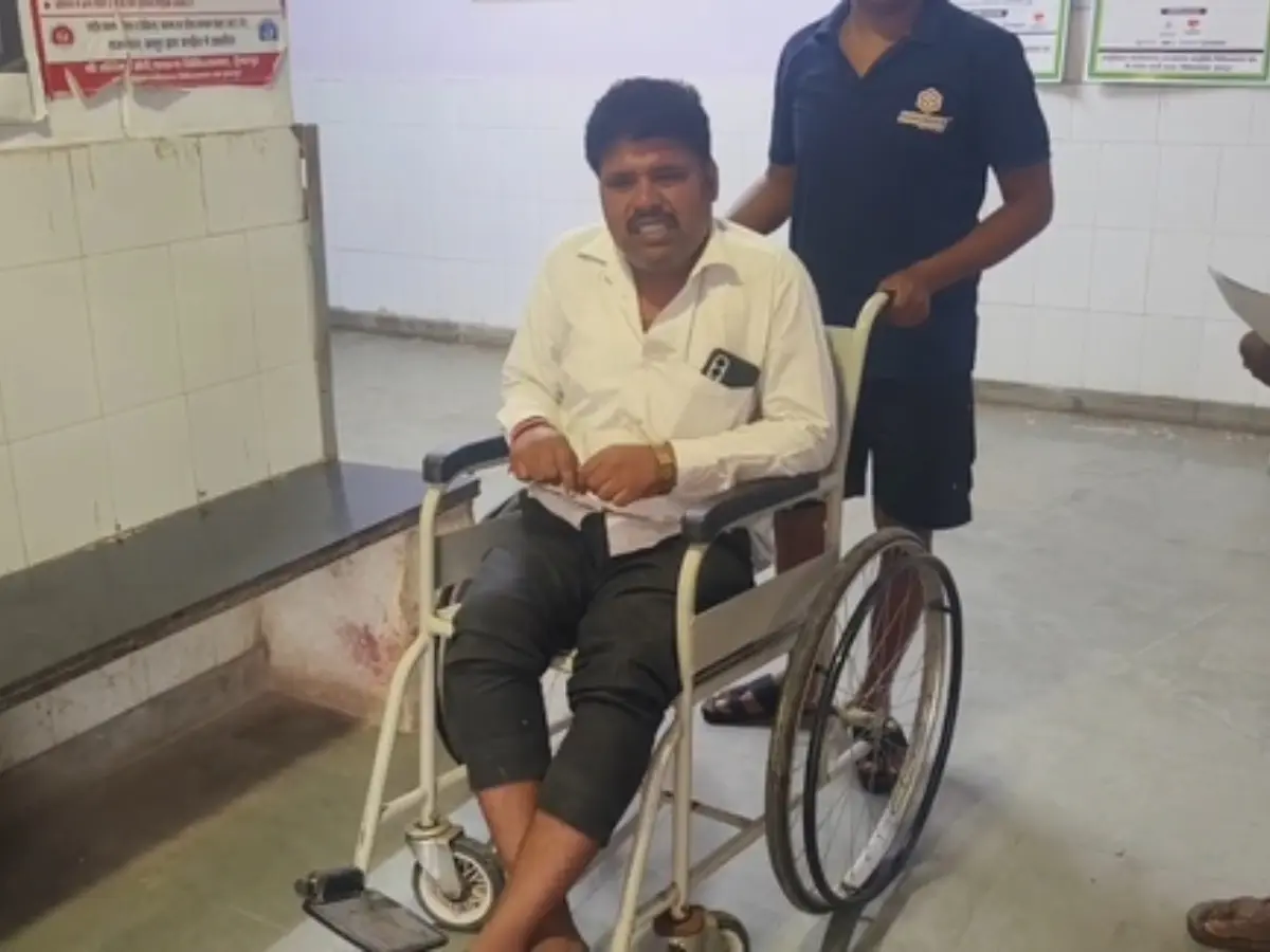 गिरदावरी के दौरान पटवारी और सरपंच पति पर हमला, धारदार हथियारों से की गई मारपीट