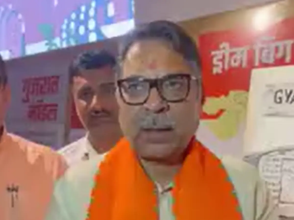 मोदी जी के परिश्रम की कहानी नई पीढ़ी के लिए प्रेरणा- सतीश पूनियां मोदी जी के परिश्रम की कहानी नई पीढ़ी के लिए प्रेरणा- सतीश पूनियां