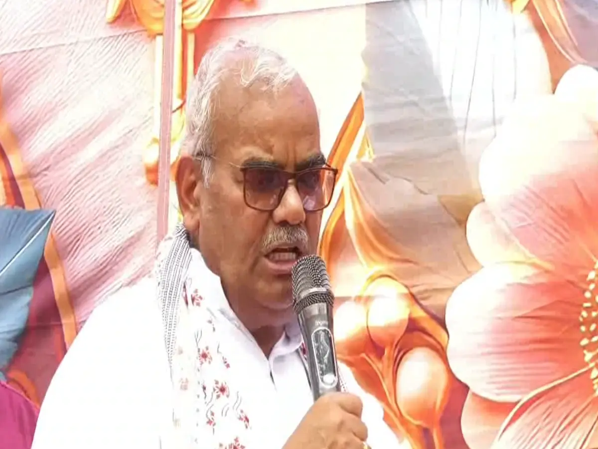 जोधपुर में बच्चों ने खोली मिड-डे मील की पोल, मंत्री के सामने उजागर हुई सच्चाई!