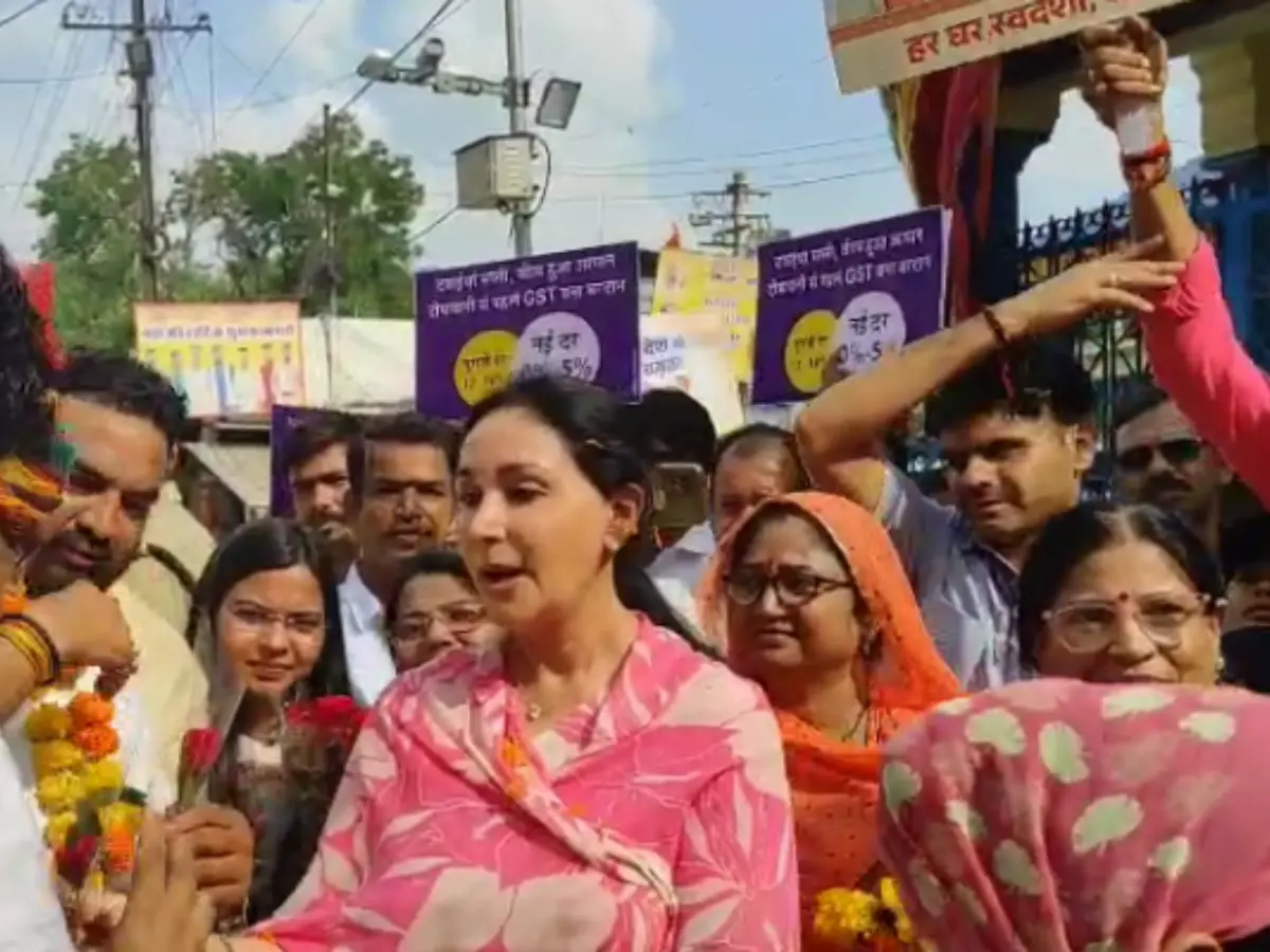 डिप्टी CM दीया कुमारी का ब्यावर दौरा, दिवाली से पहले दिया ये बड़ा तोहफा! डिप्टी CM दीया कुमारी का ब्यावर दौरा, दिवाली से पहले दिया ये बड़ा तोहफा!