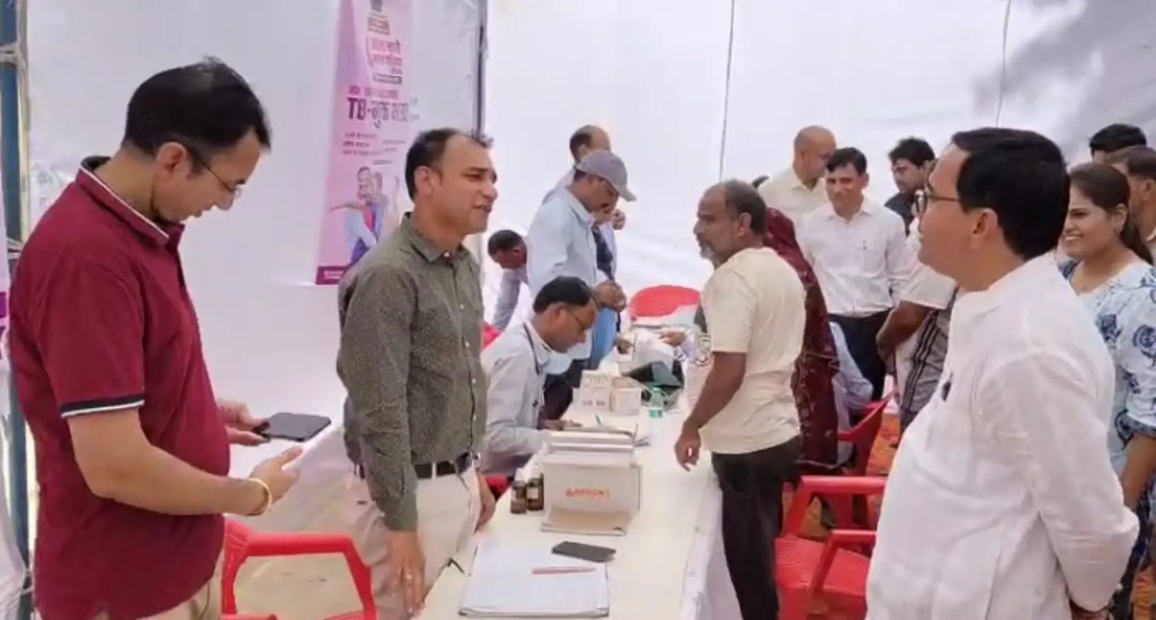 सादुलपुर में 1500 से अधिक रोगियों की जांच हुई फ्री, 30 यूनिट रक्त एकत्रित