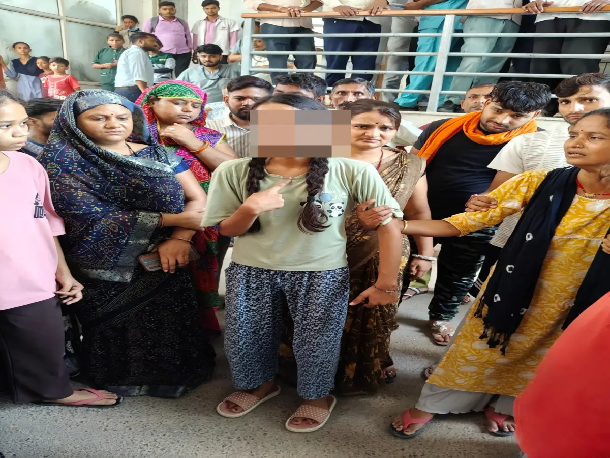 पुलिस की लापरवाही से वजह से टूटा परिवार… जयपुर में युवक की मौत पर भड़का गुस्सा पुलिस की लापरवाही से वजह से टूटा परिवार… जयपुर में युवक की मौत पर भड़का गुस्सा