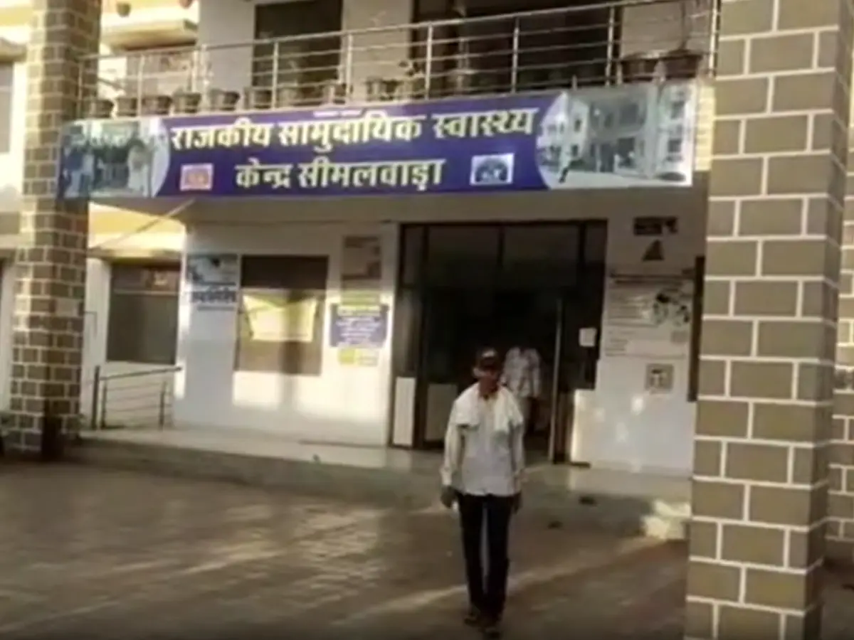 डूंगरपुर में दर्दनाक सड़क हादसा, ट्रैक्टर की टक्कर से ASI की पत्नी की मौत