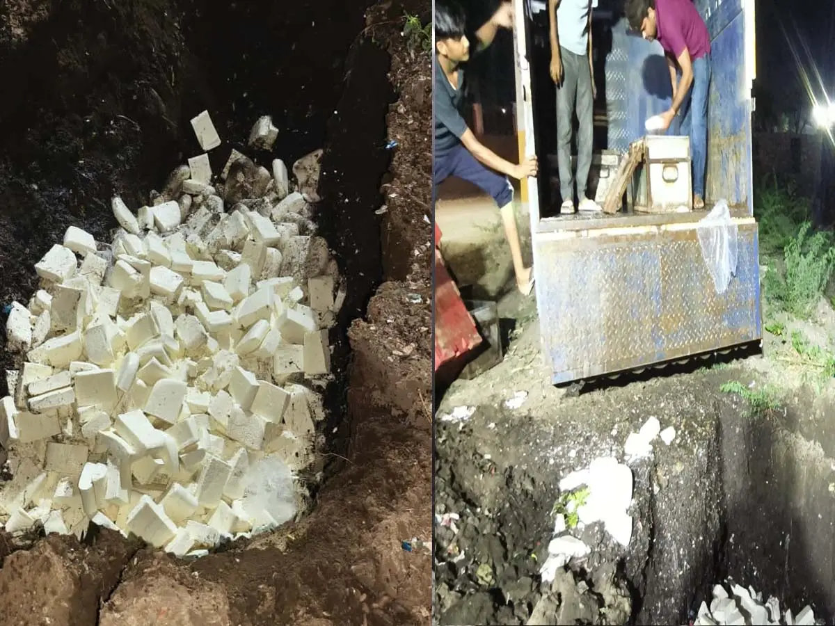 कोटपूतली में जेसीबी ने दफन किया 11 क्विंटल से ज्यादा नकली पनीर कोटपूतली में जेसीबी ने दफन किया 11 क्विंटल से ज्यादा नकली पनीर