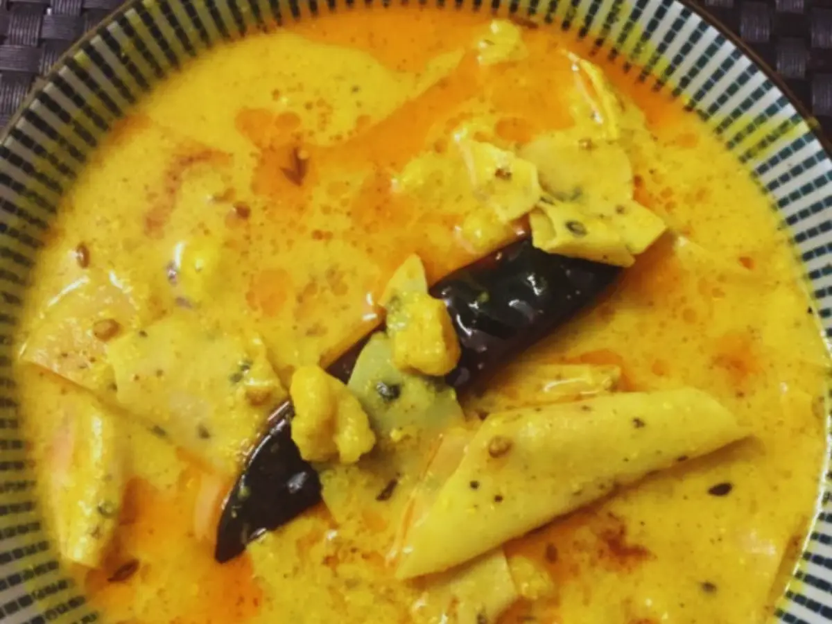 Papad mangodi ki sabzi