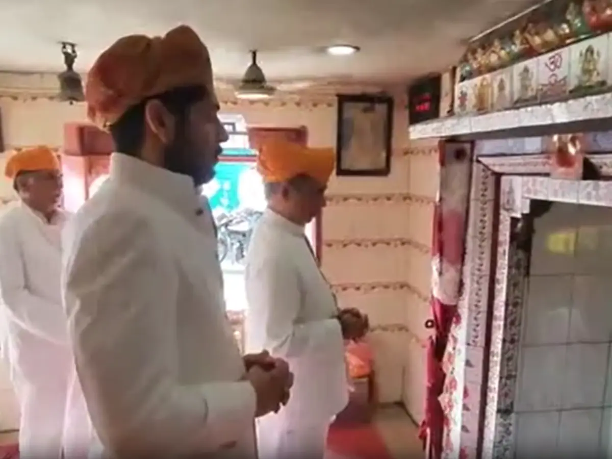 नवरात्रि सप्तमी पर नांता करणी माता मंदिर में दिखा शाही अंदाज, पूर्व महाराज ने की पूजा-अर्चना नवरात्रि सप्तमी पर नांता करणी माता मंदिर में दिखा शाही अंदाज, पूर्व महाराज ने की पूजा-अर्चना