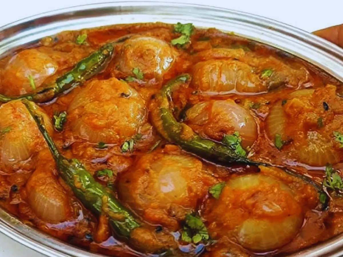 Sabut Pyaz ki Sabji