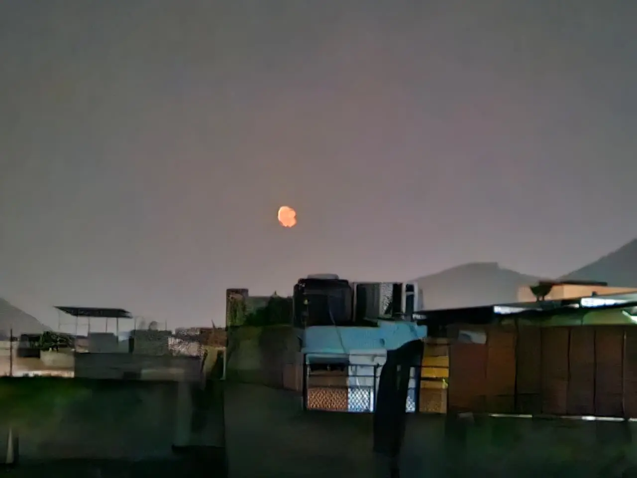 Karwa Chauth 2025: राजस्थान में करवा चौथ की धूम, इन शहरों में सुहागिनों को दिखा चांद ! Karwa Chauth 2025: राजस्थान में करवा चौथ की धूम, इन शहरों में सुहागिनों को दिखा चांद !