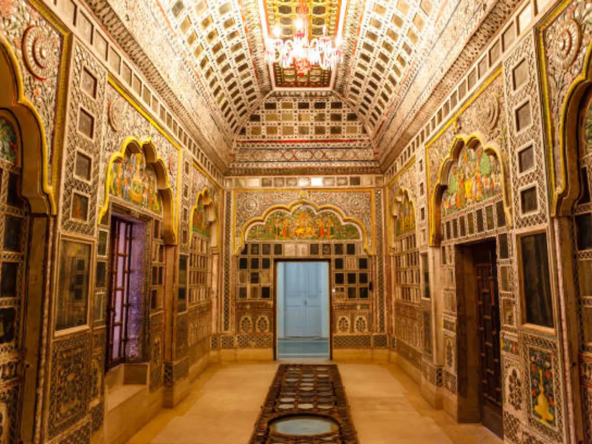 देखने योग्य स्थल (महल)