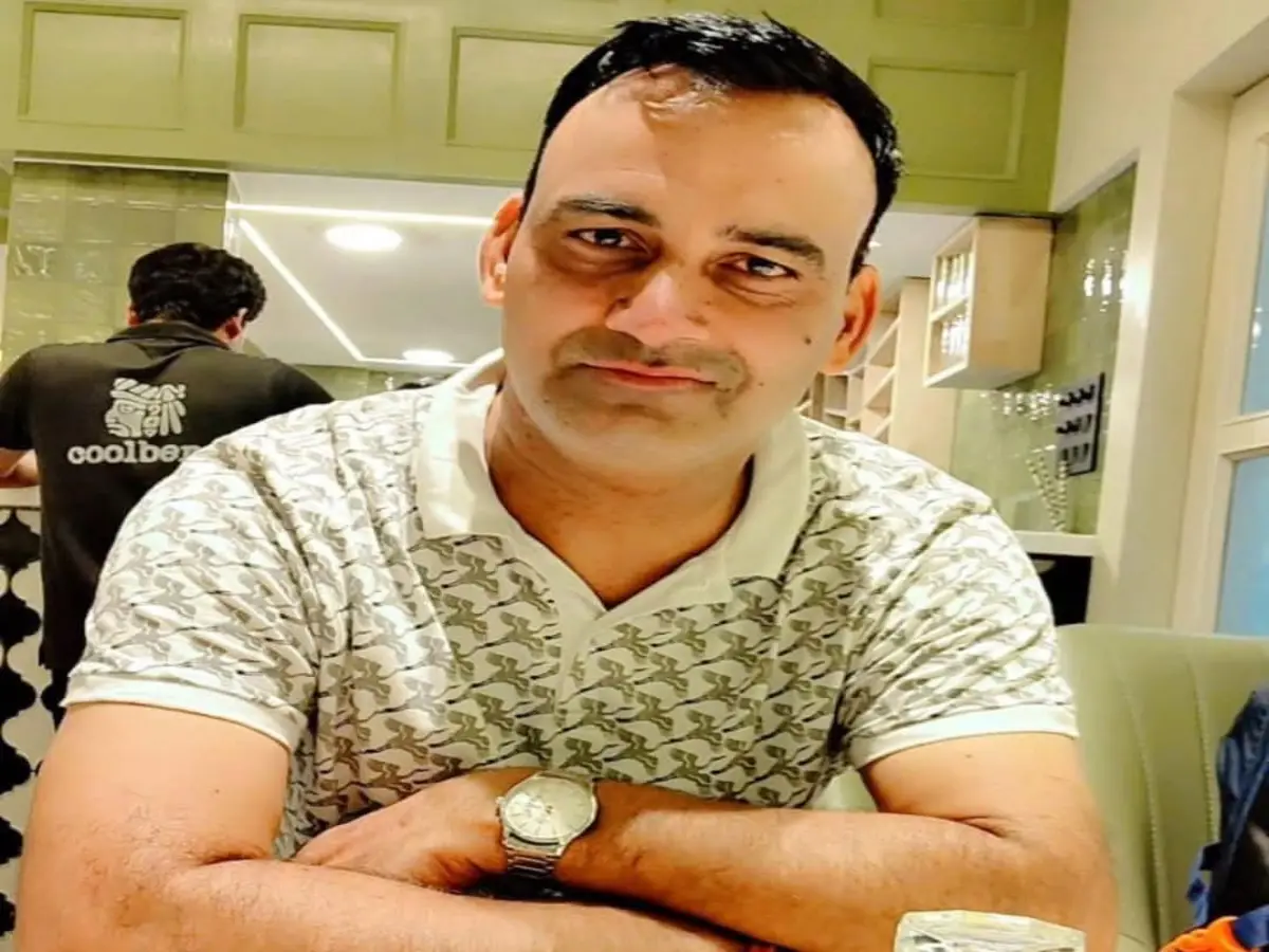 Kotputli: रिटायर्ड जवान ने खुद की कनपटी में मारी गोली, सुसाइड नोट में लिखा- उसे जरूर बुलाना... Kotputli: रिटायर्ड जवान ने खुद की कनपटी में मारी गोली, सुसाइड नोट में लिखा- उसे जरूर बुलाना...