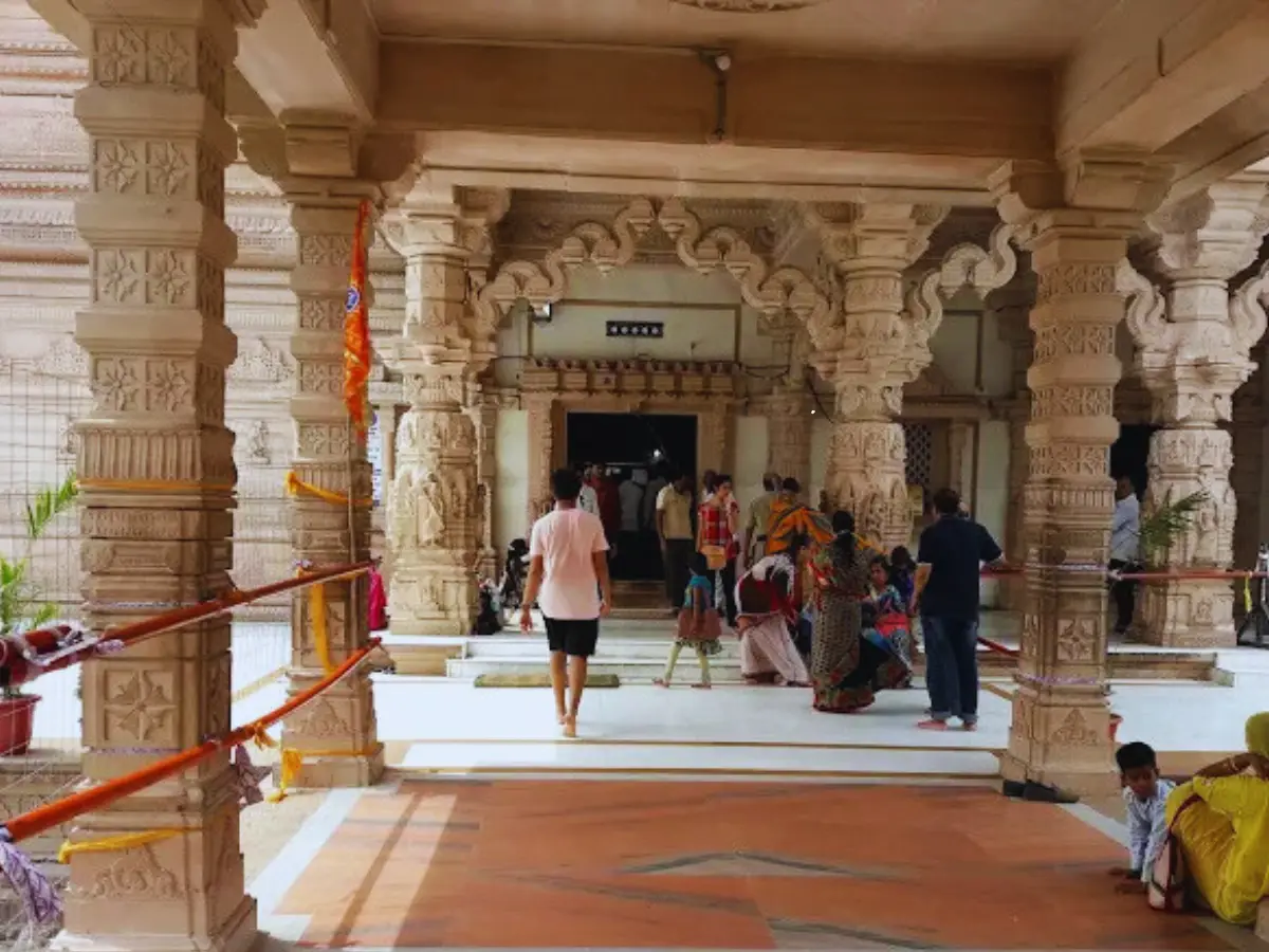 प्रमुख तीर्थ स्थल