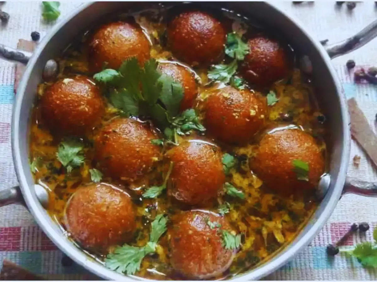 Gulab jamun ki sabzi
