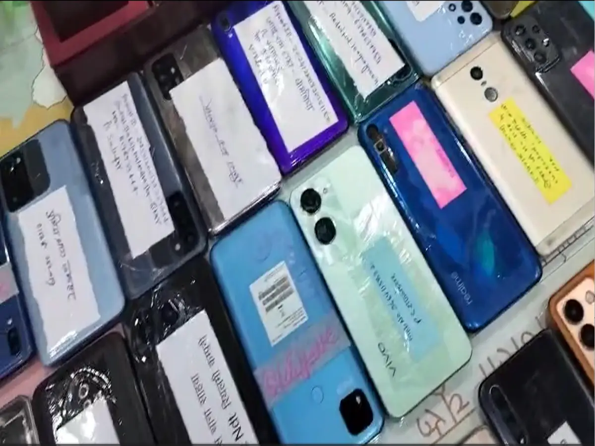 दिवाली से पहले पुलिस का बड़ा तोहफा! जोधपुर-चूरू में लौटाए गए लाखों के गुम मोबाइल