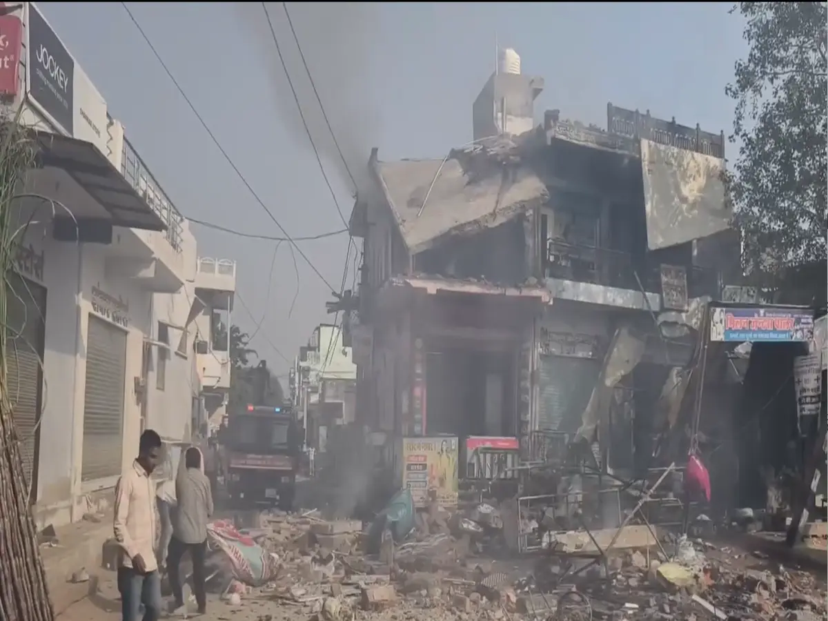 छोटी दिवाली के दिन जयपुर में हुआ बड़ा हादसा, इमारत गिरने से 1 की मौत