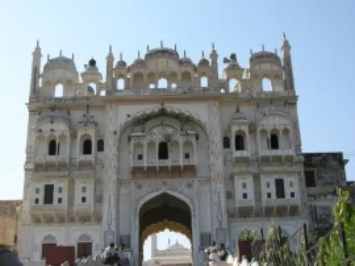 Kamruddin Shah Dargah