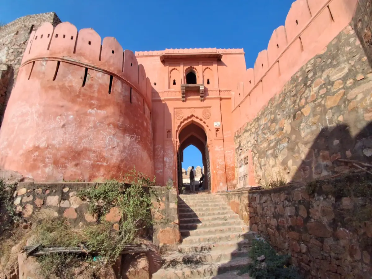 फिर चमकेगा जालोर का स्वर्णगिरी दुर्ग, पहाड़ काटकर बनेगी 27 करोड़ की सड़क