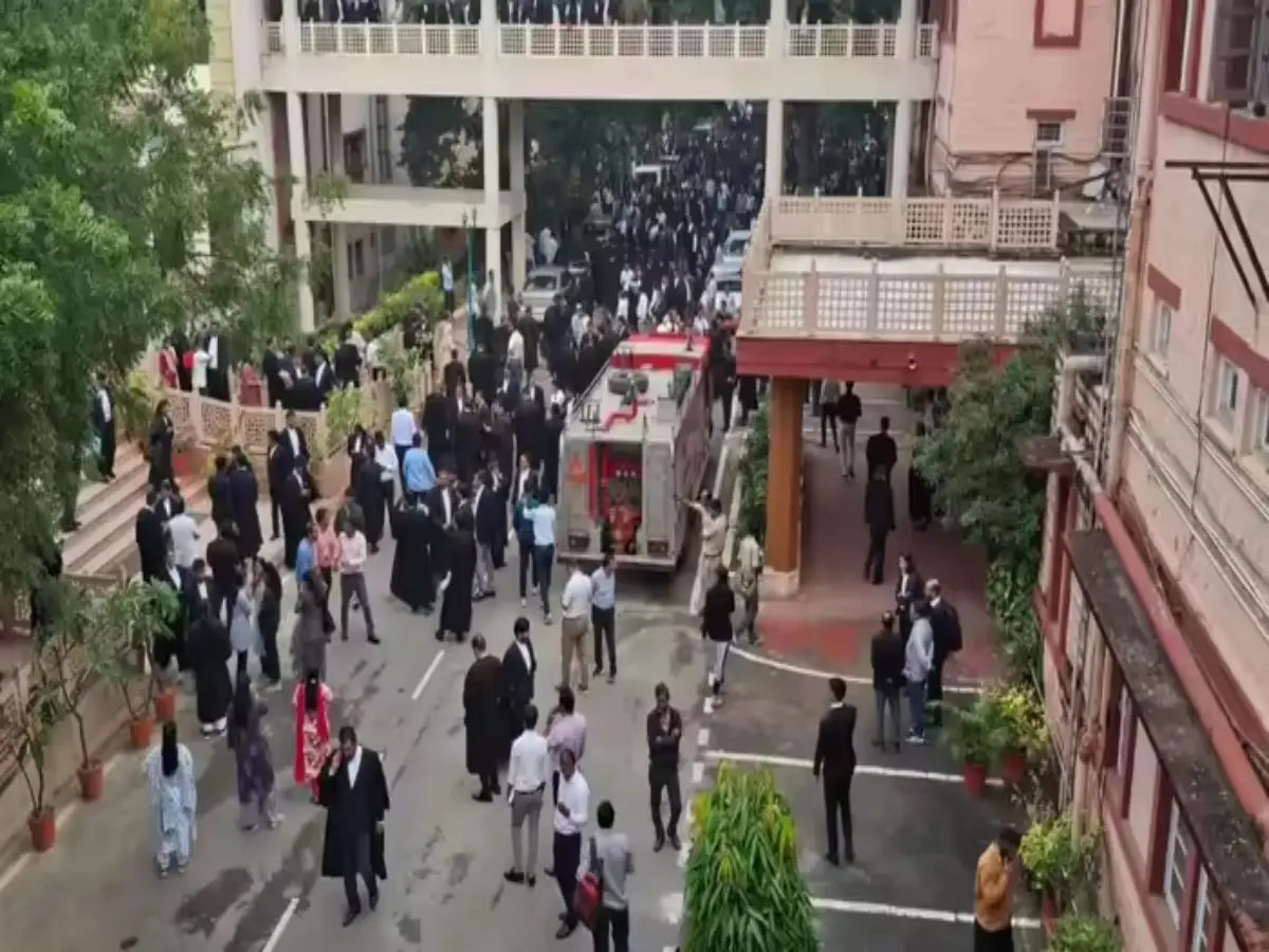 High Court | राजस्थान की हाईकोर्ट की जयपुर बेंच को बम से उड़ाने की धमकी