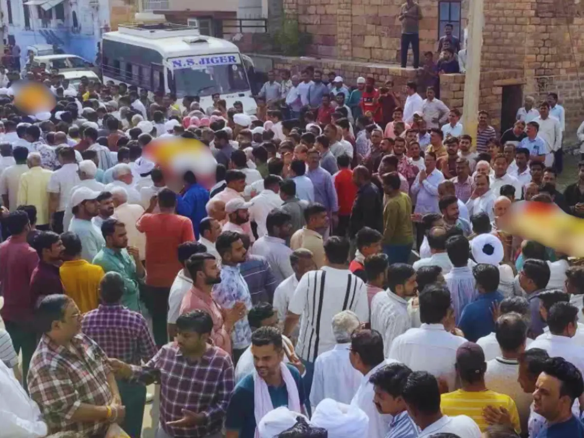 फलोदी में भीषण सड़क हादसे के बाद मातम, एक ही मोहल्ले से निकली 12 लोगों की अंतिम यात्रा