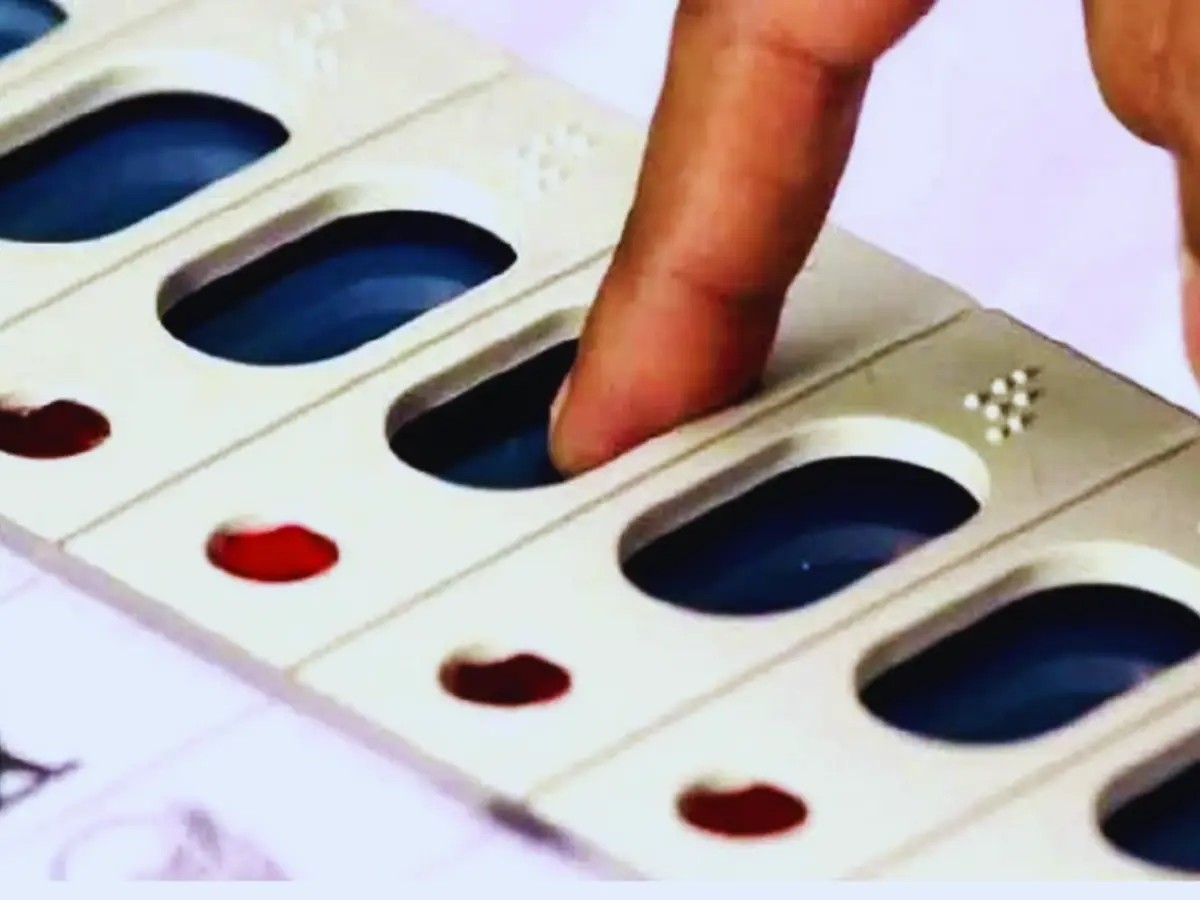 राजस्थान निकाय चुनाव 2026: मेयर-पार्षद पद के लिए 12वीं-ग्रेजुएट योग्यता पर विचार राजस्थान निकाय चुनाव 2026: मेयर-पार्षद पद के लिए 12वीं-ग्रेजुएट योग्यता पर विचार