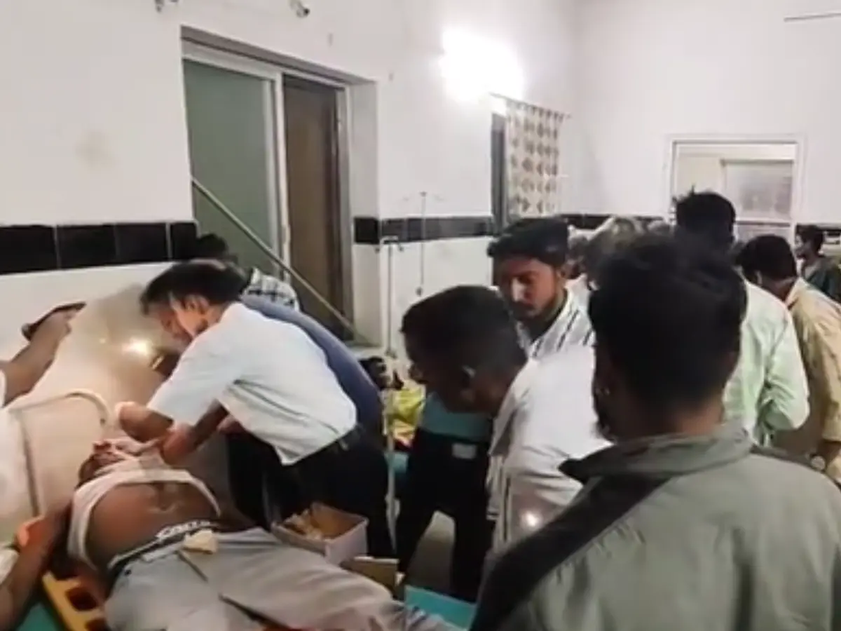 Jalore News: रानीवाड़ा में ट्रेक्टर-जीप की जोरदार भिड़ंत से हड़कंप, सड़क हादसे में 8-9 लोग गंभीर घायल