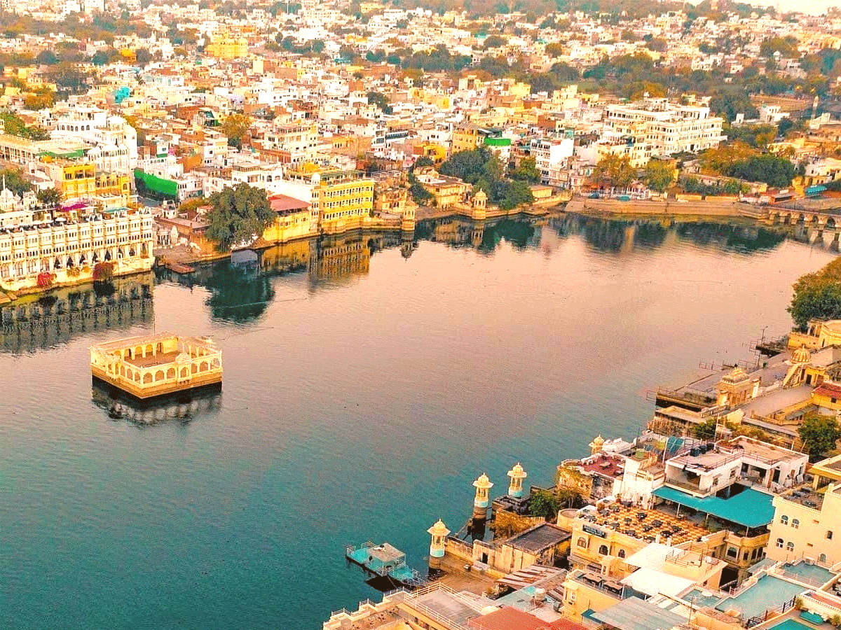 विदेशों वाला फील देती हैं राजस्थान की ये खूबसूरत जगहें, एक बार जरूर पहुंचें घूमने