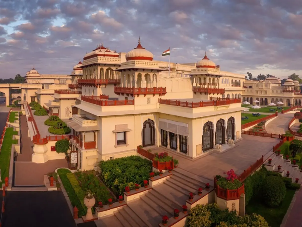 Do you know: जयपुर के इस होटल में लाखों रूपये है एक रात की कीमत, राजस्थान का है लग्जरी और डैशिंग रहना-सहना