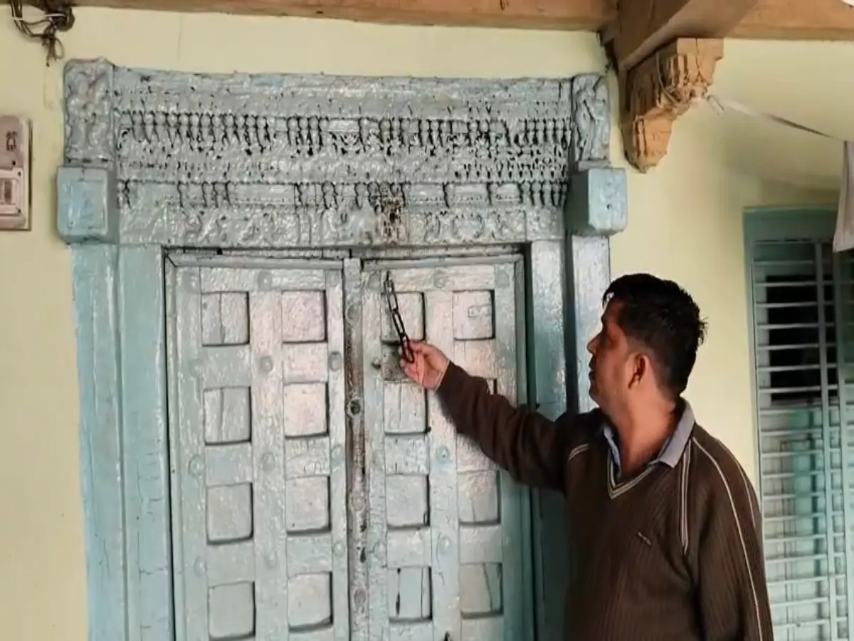 डूंगरपुर में दिनदहाड़े चोरी का प्रयास! किरायेदार के आते ही बदमाश भागा… पूरा घटनाक्रम CCTV में कैद